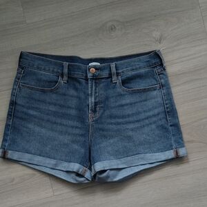 Old Navy Women's Denim Roll-Cuff Shorts - Blue